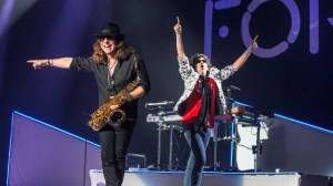 Thom Gimbel and Kelly Hansen of Foreigner