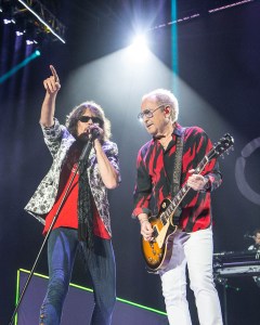 Kelly Hansen and Mick Jones of Foreigner