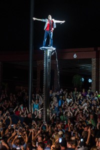 Kelly Hansen, lead singer of Foreigner