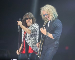 Kelly Hansen and Bruce Watson of Foreigner