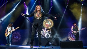 Whitesnake performing at Starlight Theatre in Kansas City, Missouri on July 17, 2018