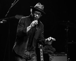 Amos Lee performing at Uptown Theater in Kansas City, Missouri, on March 26, 2019.