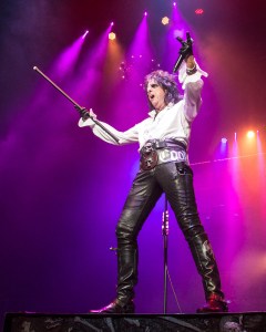Alice Cooper performing at Starlight Theatre in Kansas City, Missouri on July 26, 2019.