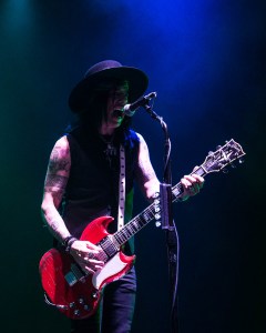 Tommy Henricksen, guitarist for Alice Cooper