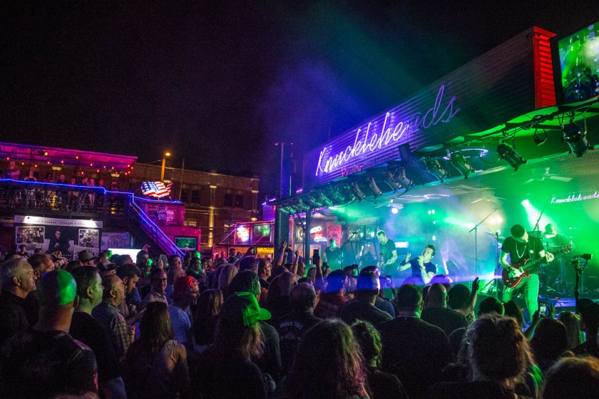 Scott Stapp performing at Knuckleheads Saloon in Kansas City, Missouri, on Jul 2, 2019.