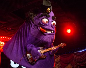 Grimalice, bass guitarist of Mac Sabbath