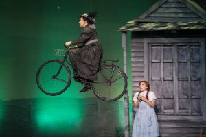 Starlight Theatre's Wizard of Oz Production