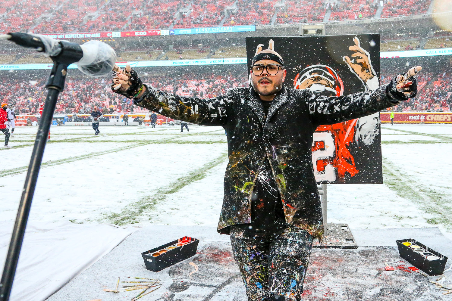 Speed painter David Garibaldi during the NFL football game between the Kansas City Chiefs and the Denver Broncos at Arrowhead Stadium on December 15, 2019