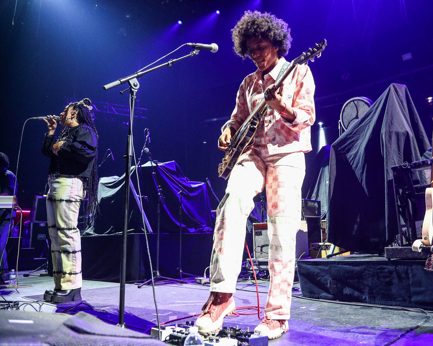 Zandy Mowry (Fitzgerald), guitarist of The New Respects