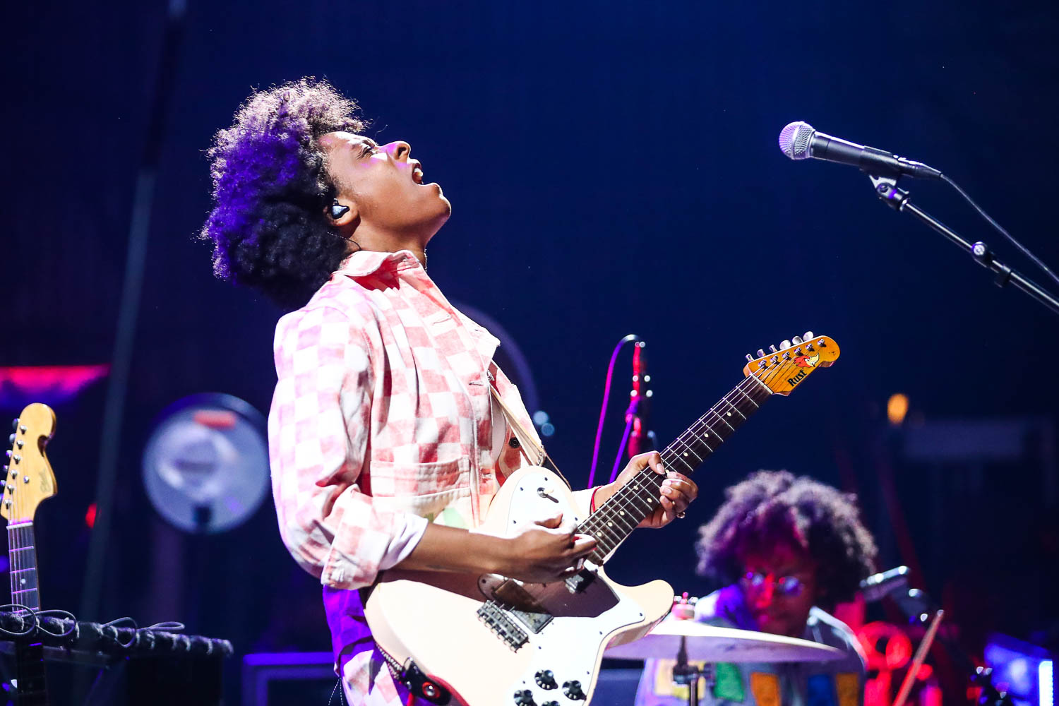 Zandy Mowry (Fitzgerald), guitarist of The New Respects