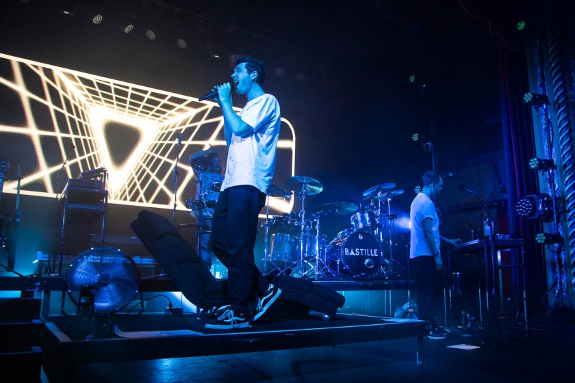 Dan Smith, lead vocalist of Bastille