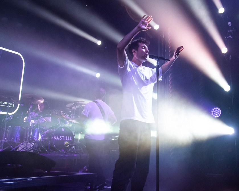 Dan Smith, lead vocalist of Bastille