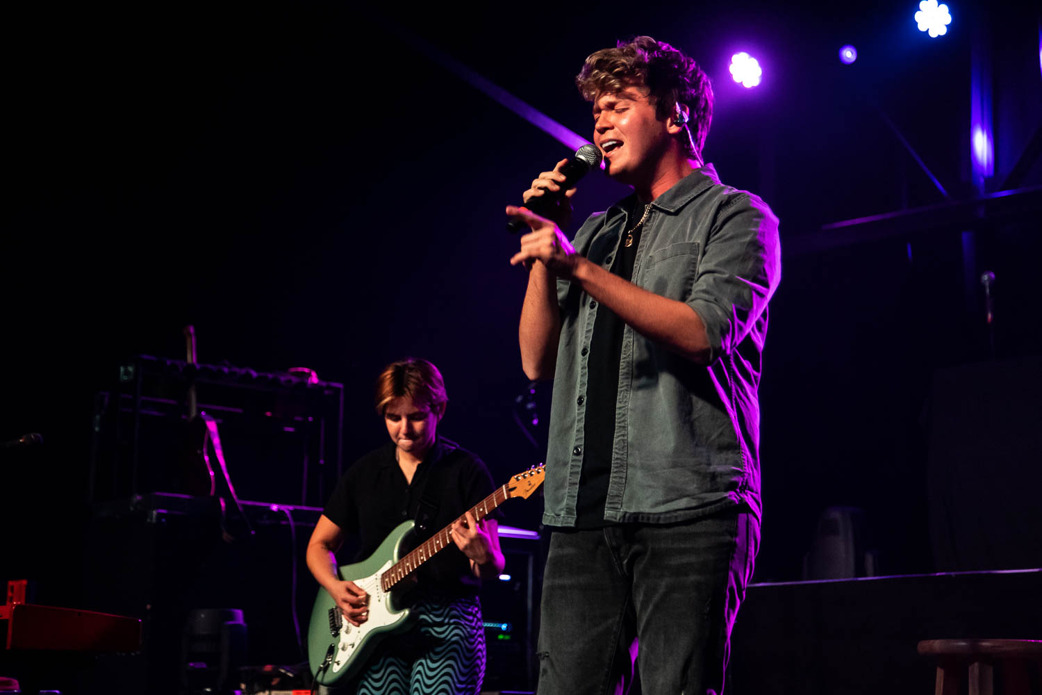 Jamie Miller performing at The Truman in Kansas City, Missouri on May 11, 2022