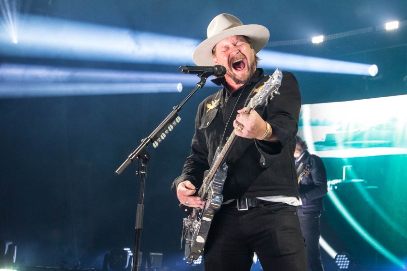 William Stanley "Bear" Rinehart III, lead vocalist of Needtobreathe