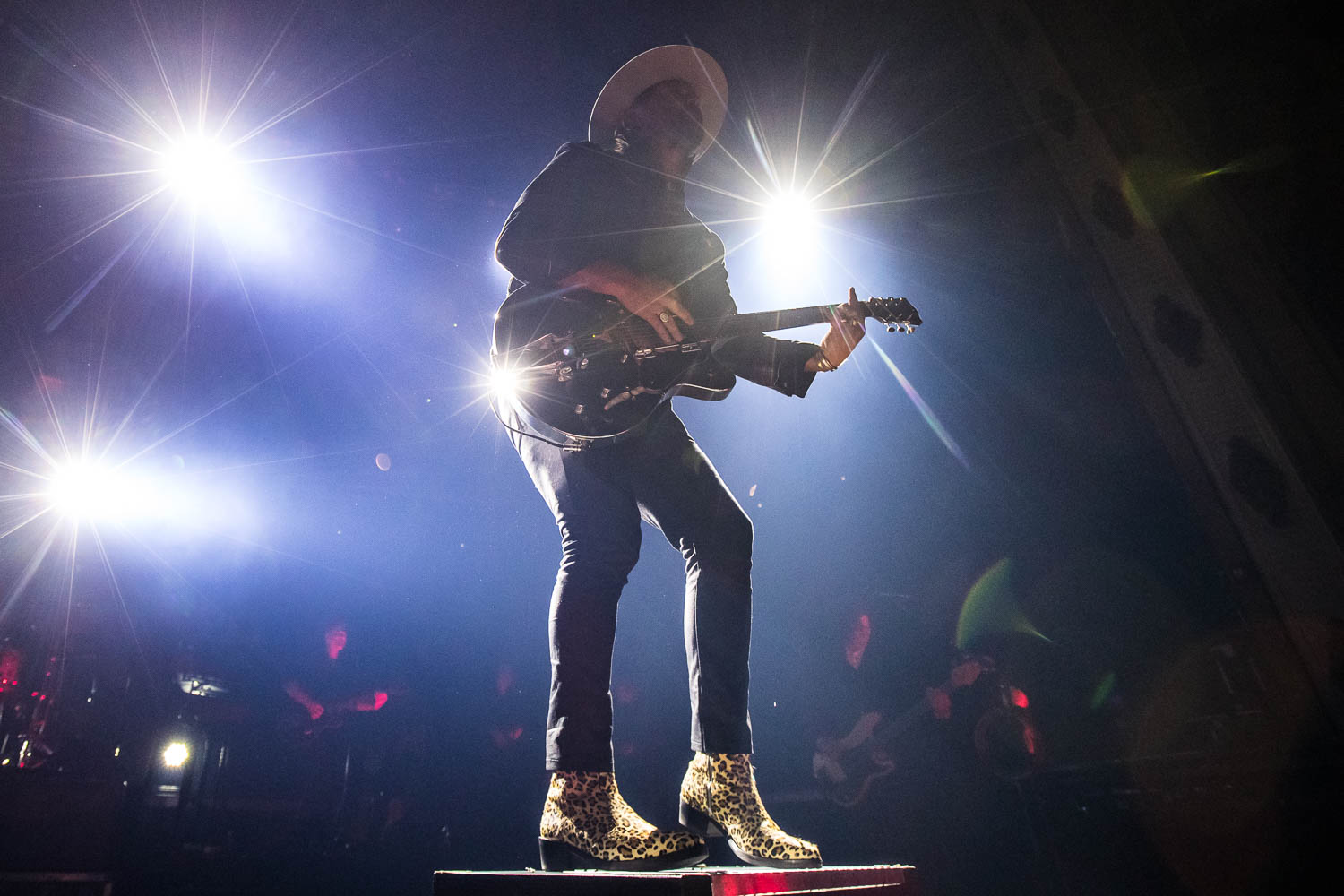 William Stanley "Bear" Rinehart III, lead vocalist of Needtobreathe