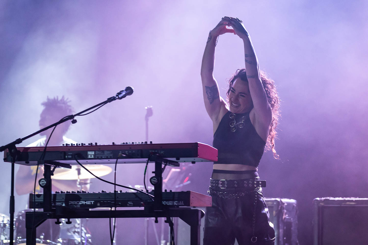 Kate Steinberg, keyboardist of Sleigh Bells