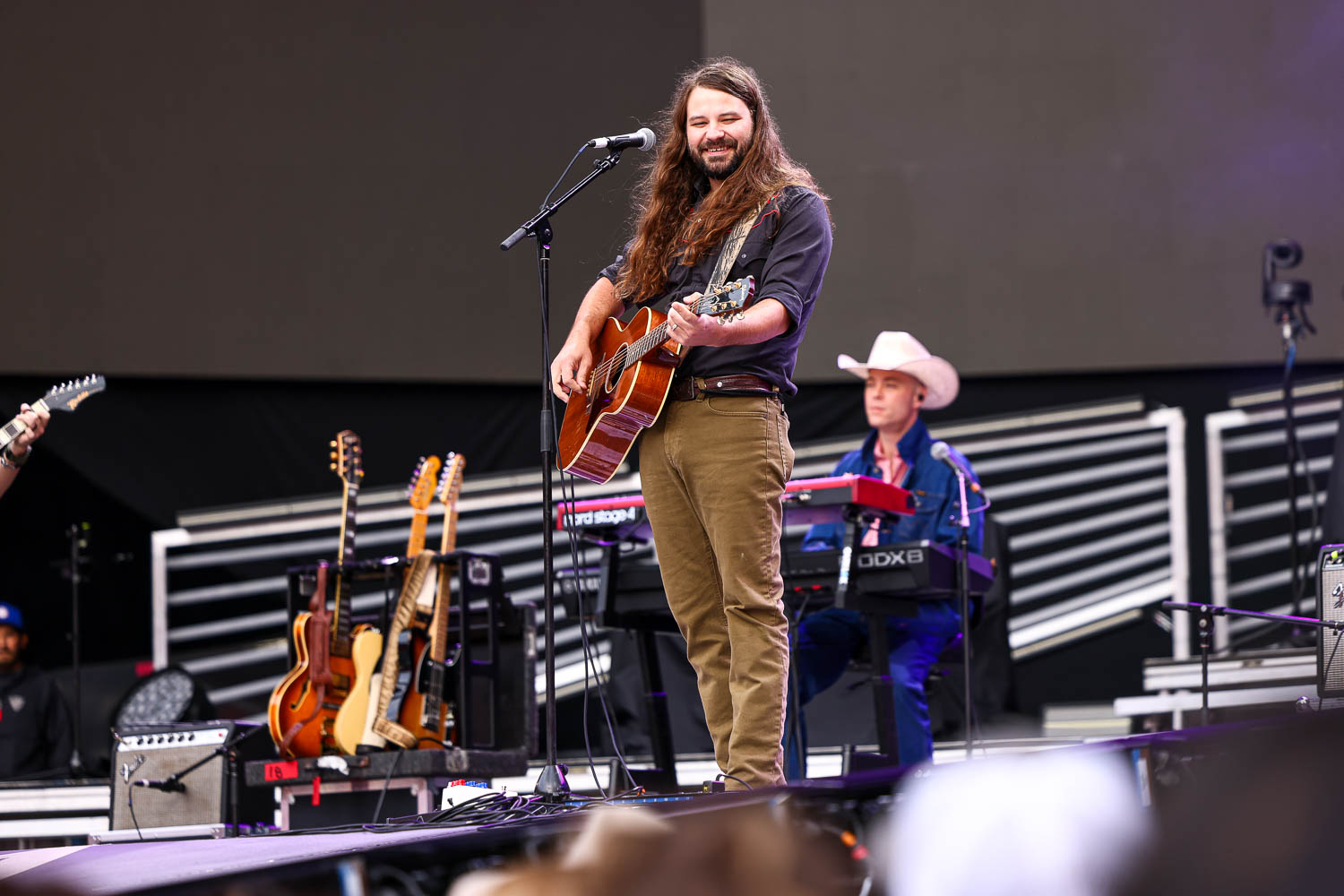 Brent Cobb performing at GEHA Field at Arrowhead Stadium in Kansas City, Missouri on June 10, 2023.