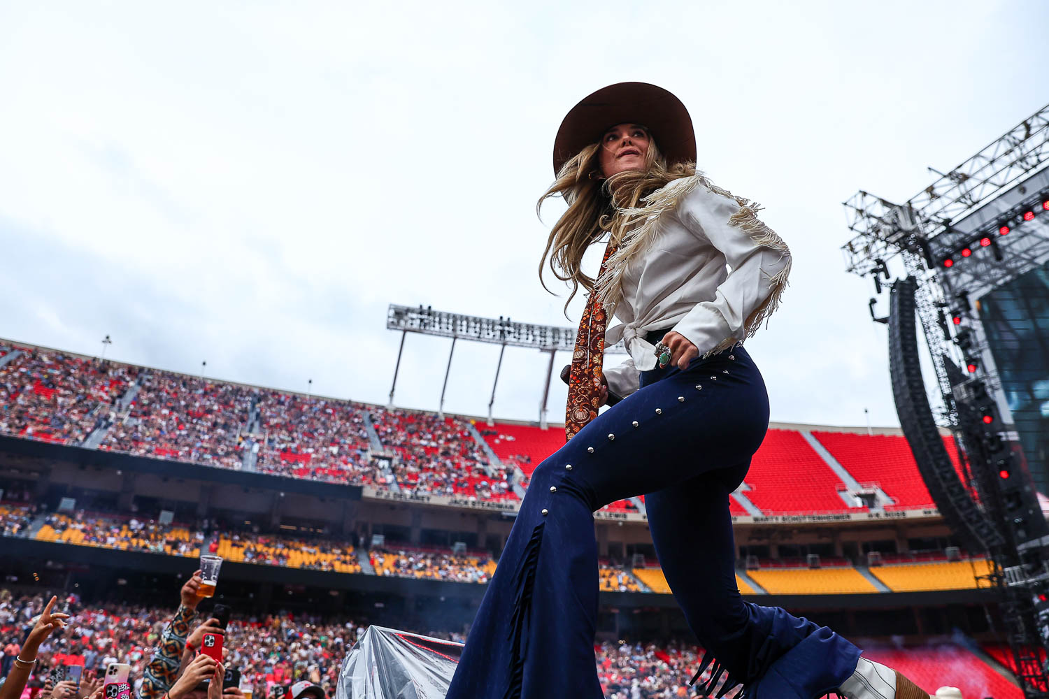Lainey Wilson performing at GEHA Field at Arrowhead Stadium in Kansas City, Missouri on June 10, 2023.