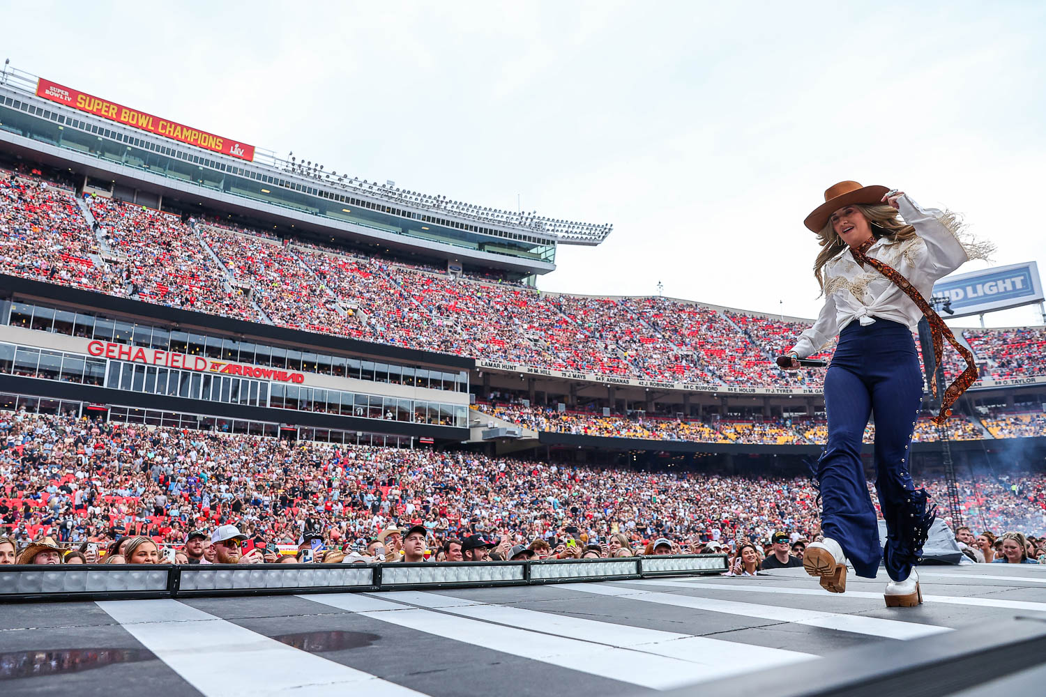 Lainey Wilson performing at GEHA Field at Arrowhead Stadium in Kansas City, Missouri on June 10, 2023.