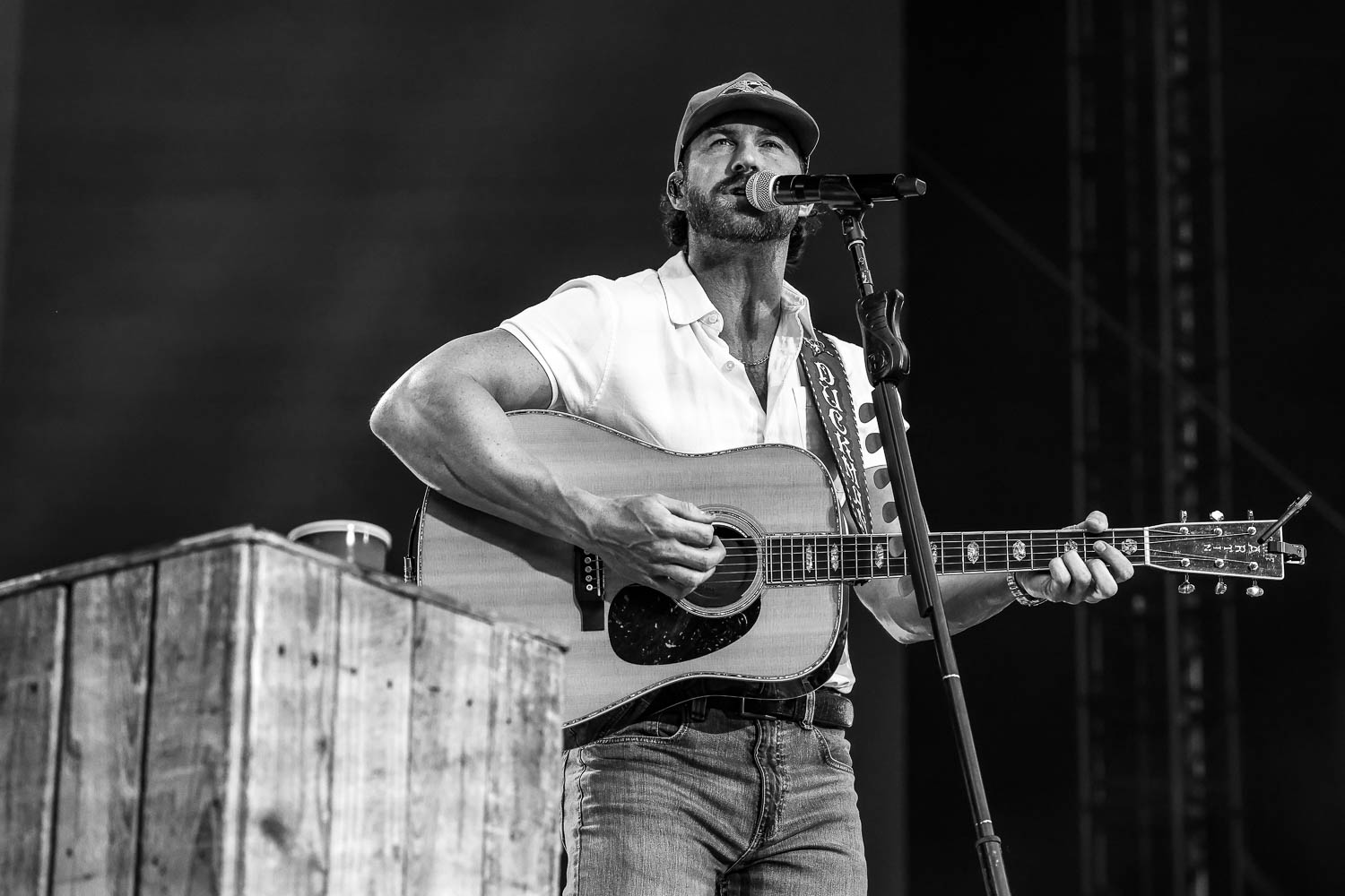 Riley Green performing at GEHA Field at Arrowhead Stadium in Kansas City, Missouri on June 10, 2023.