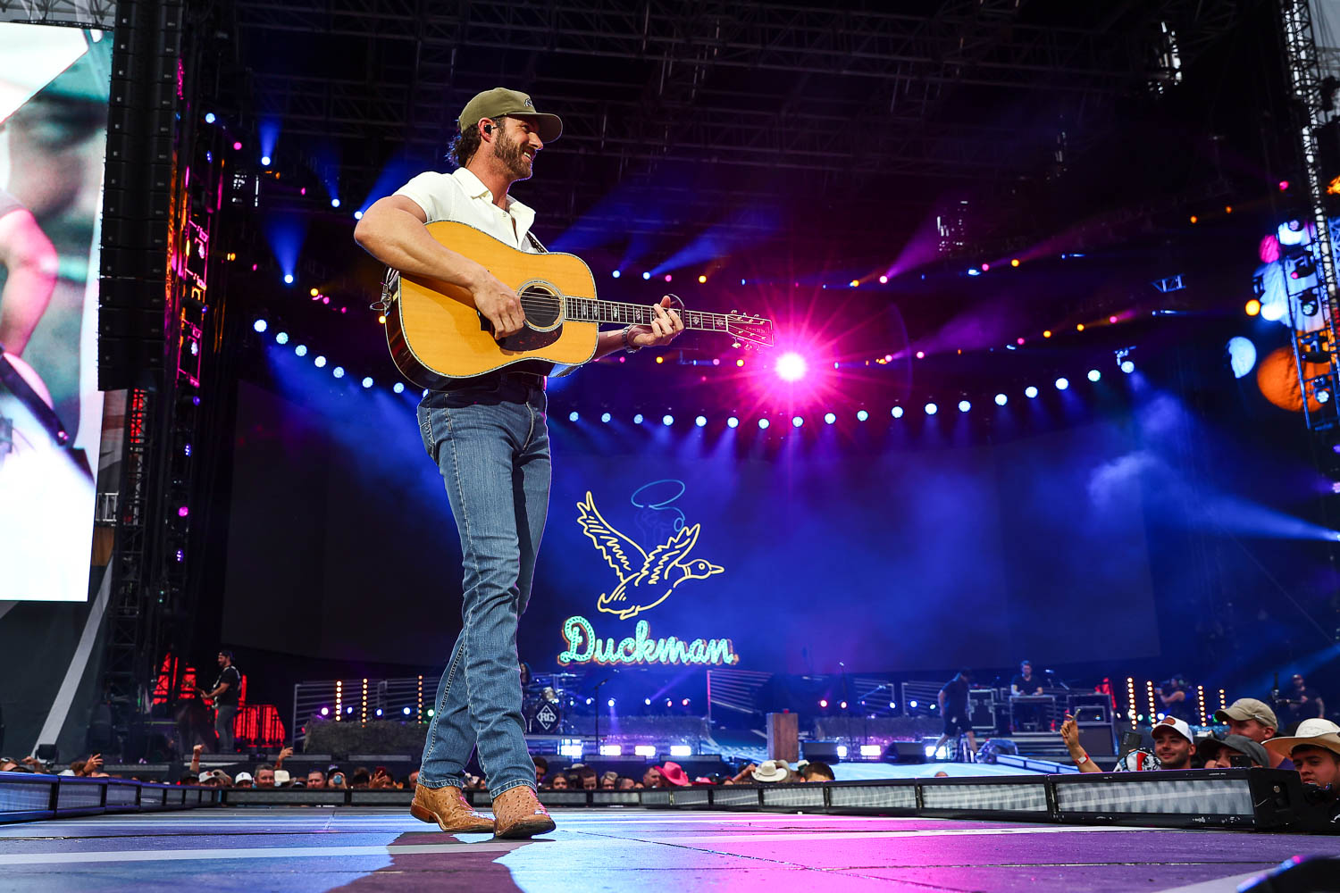 Riley Green performing at GEHA Field at Arrowhead Stadium in Kansas City, Missouri on June 10, 2023.