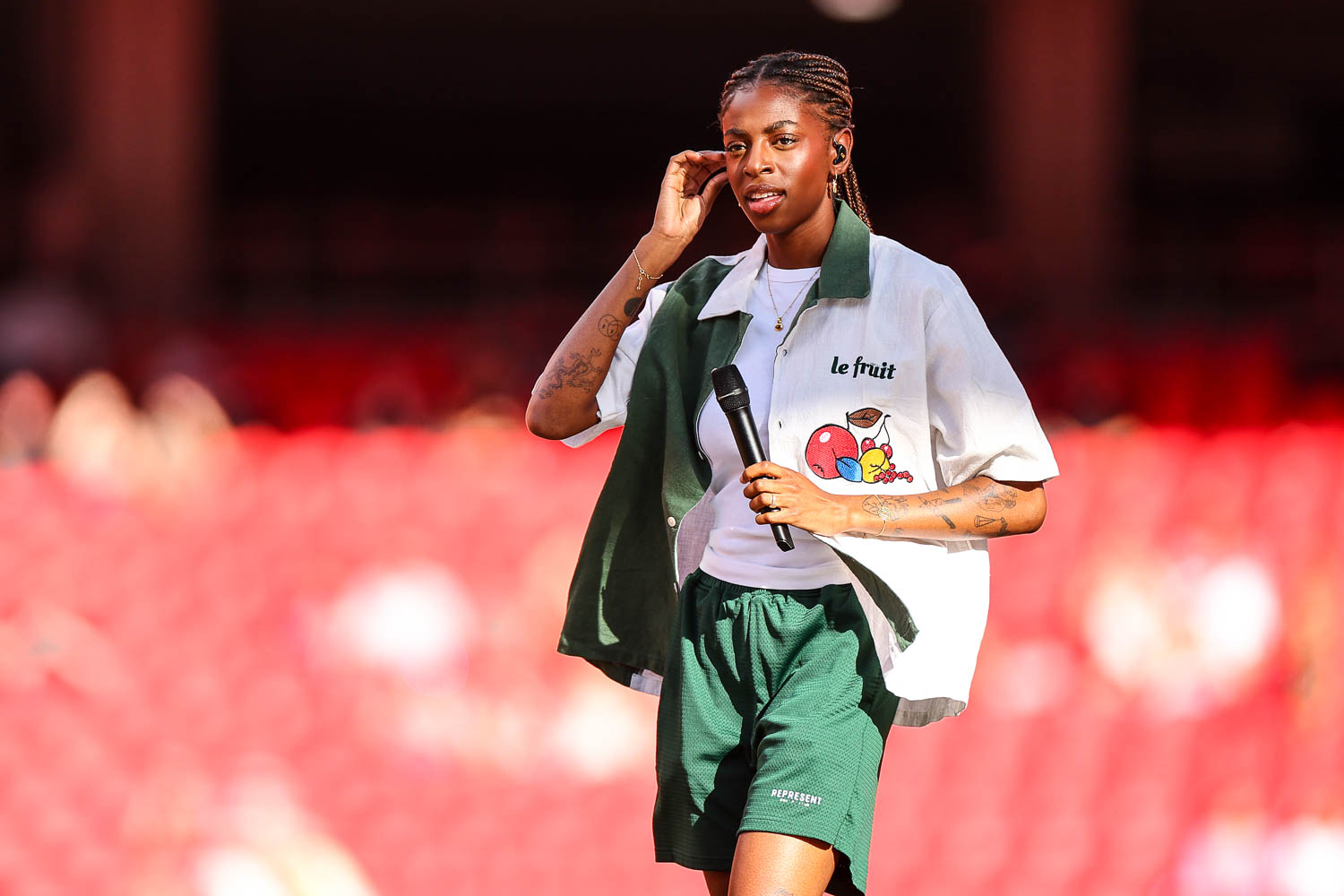 Cat Burns performing at GEHA Field at Arrowhead Stadium on Saturday, August 5, 2023.