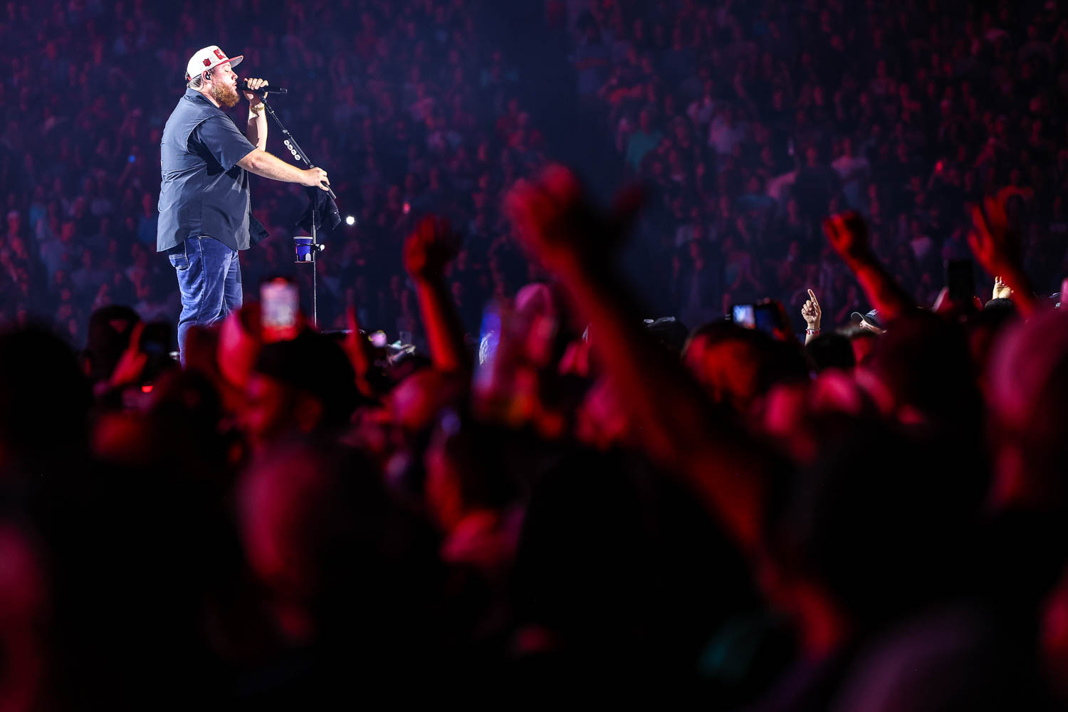 Luke Combs performing at GEHA Field at Arrowhead Stadium on Saturday, June 10, 2023.