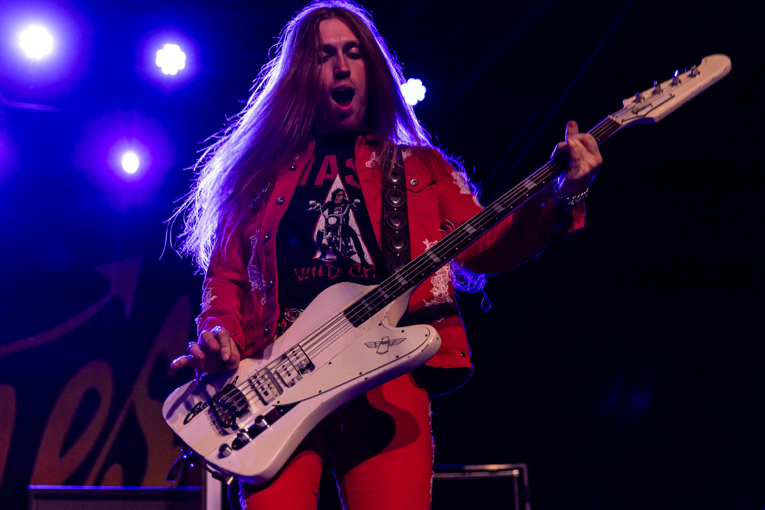 Jon Green, bass guitarist of the Comancheros