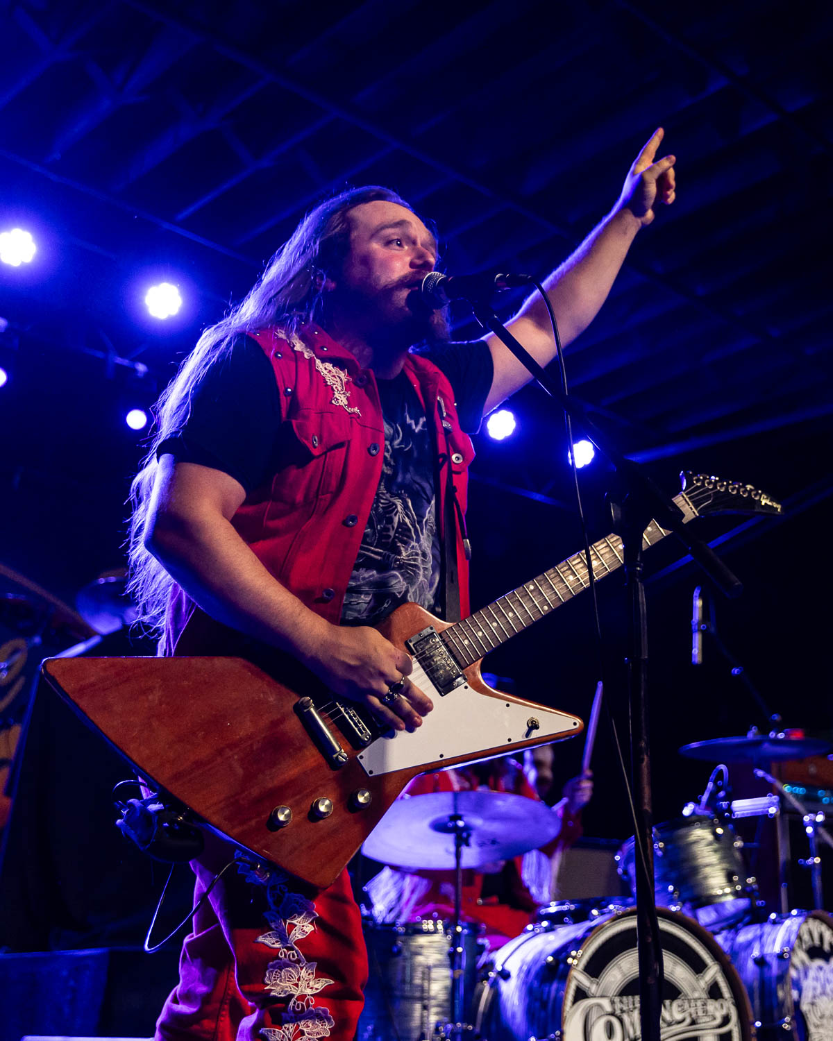 Tanner Jones, guitarist and vocalist of the Comancheros