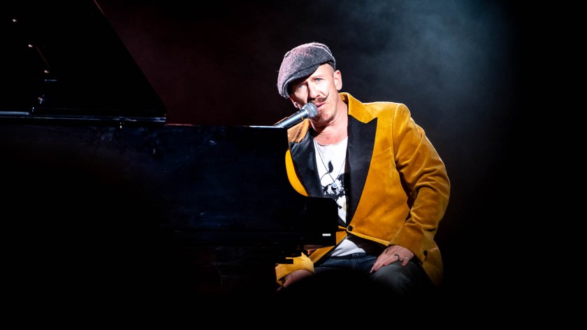 Foy Vance performing at The Truman in Kansas City, Missouri on January 24, 2024.