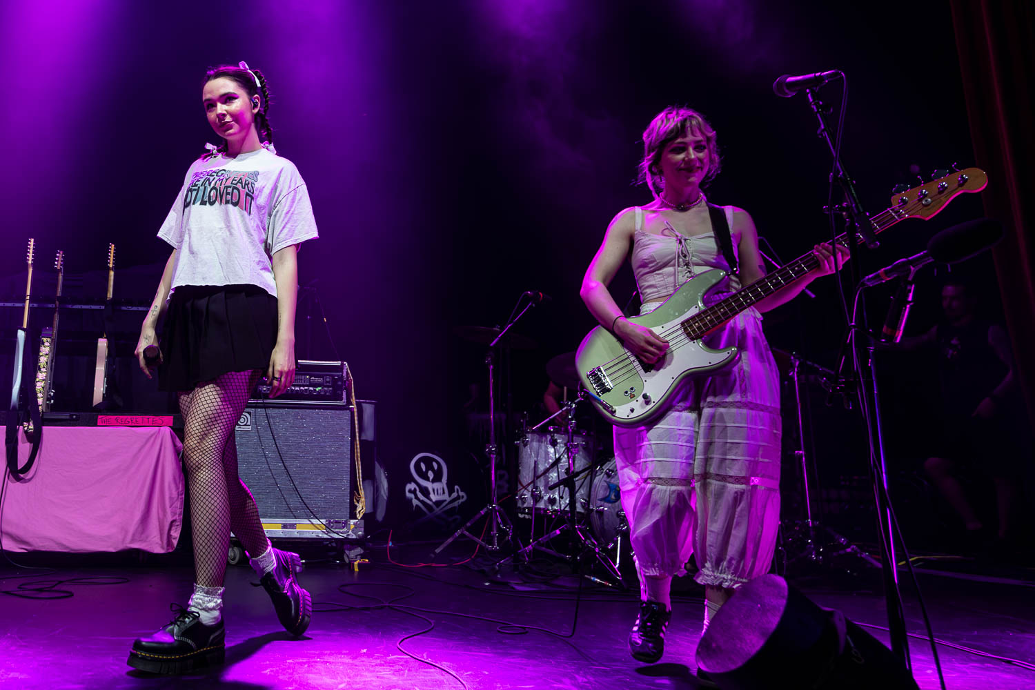 Lydia Night and Brooke Dickson of the Regrettes