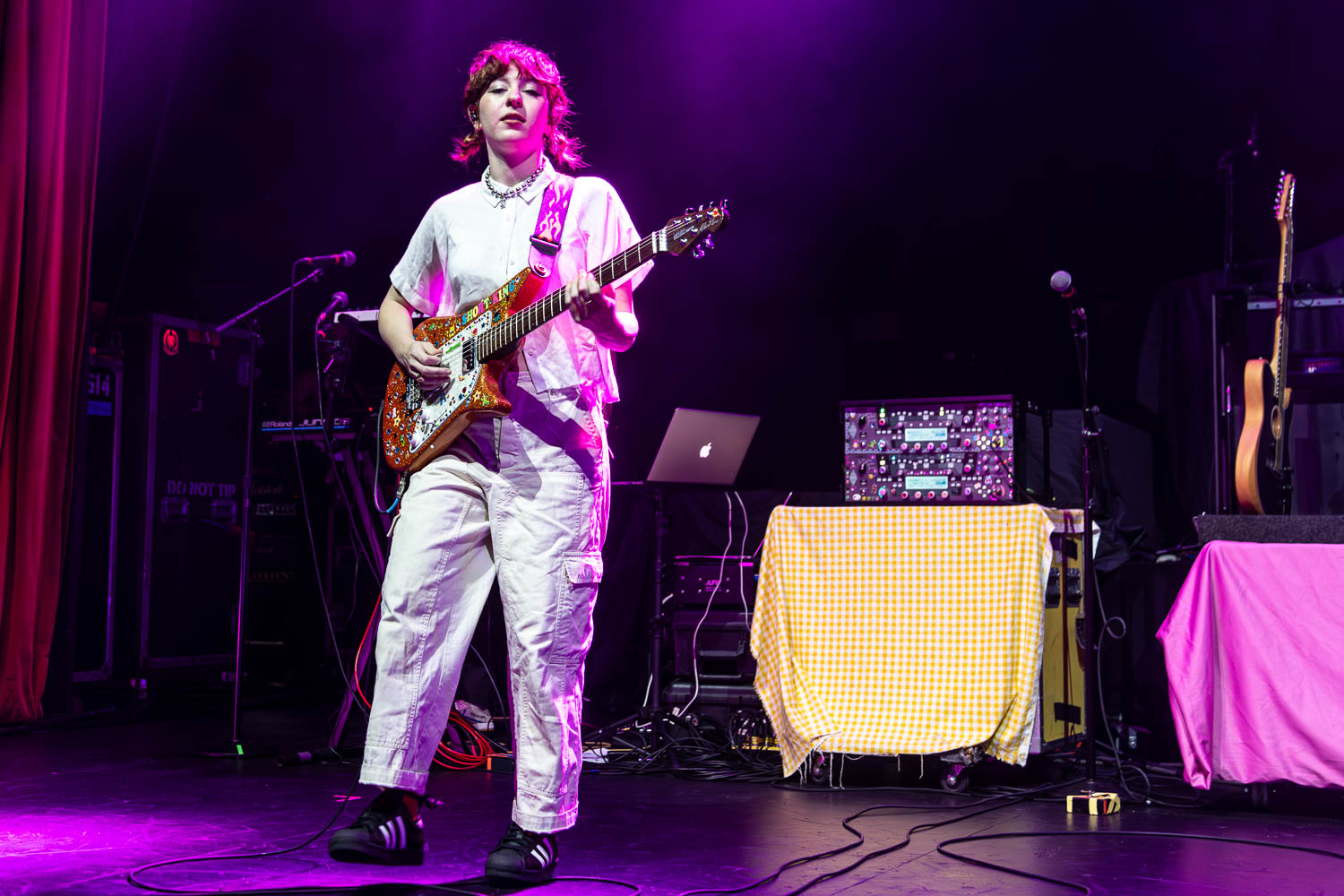 Genessa Gariano, lead guitarist of the Regrettes