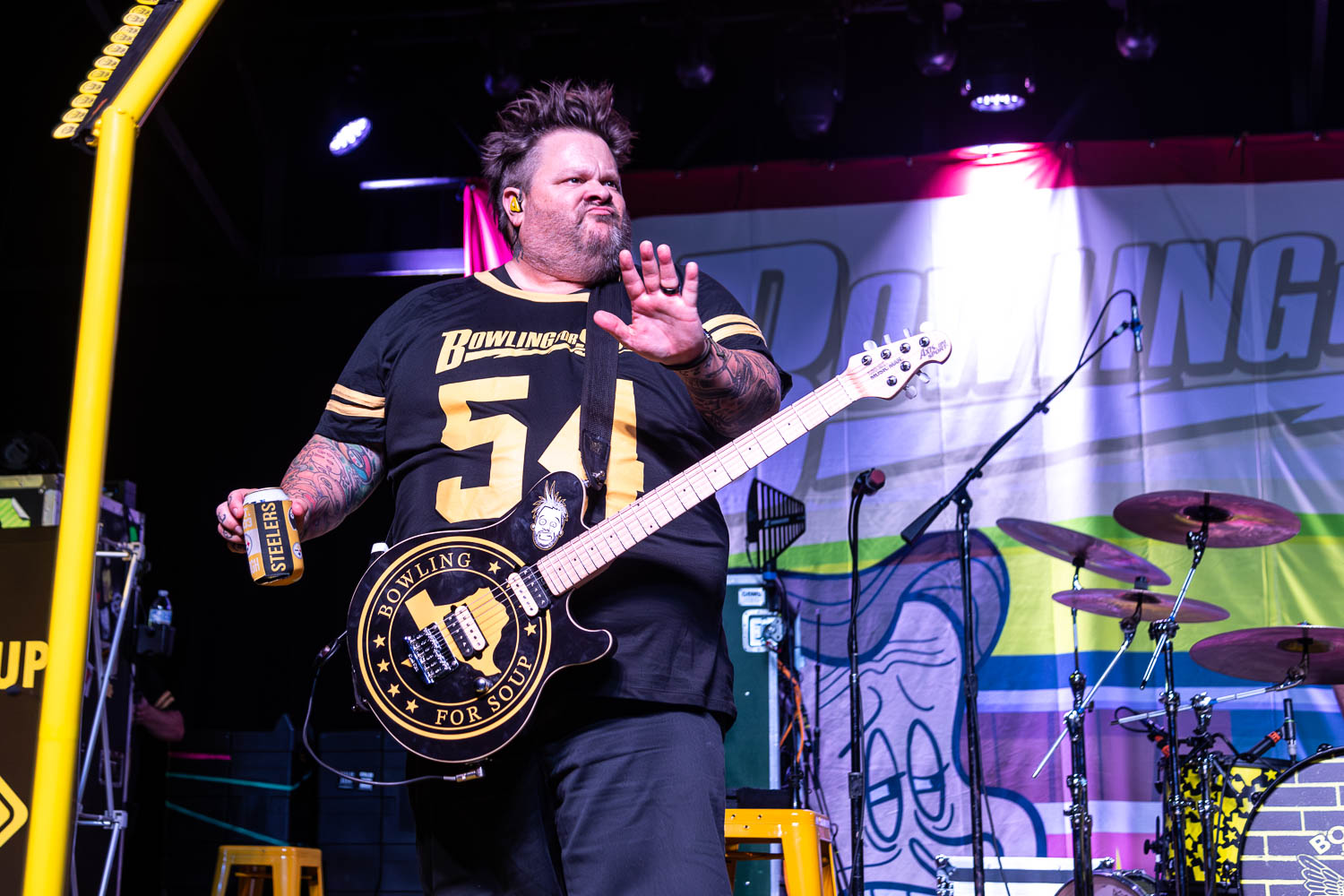 Jaret Reddick, lead vocalist of Bowling For Soup