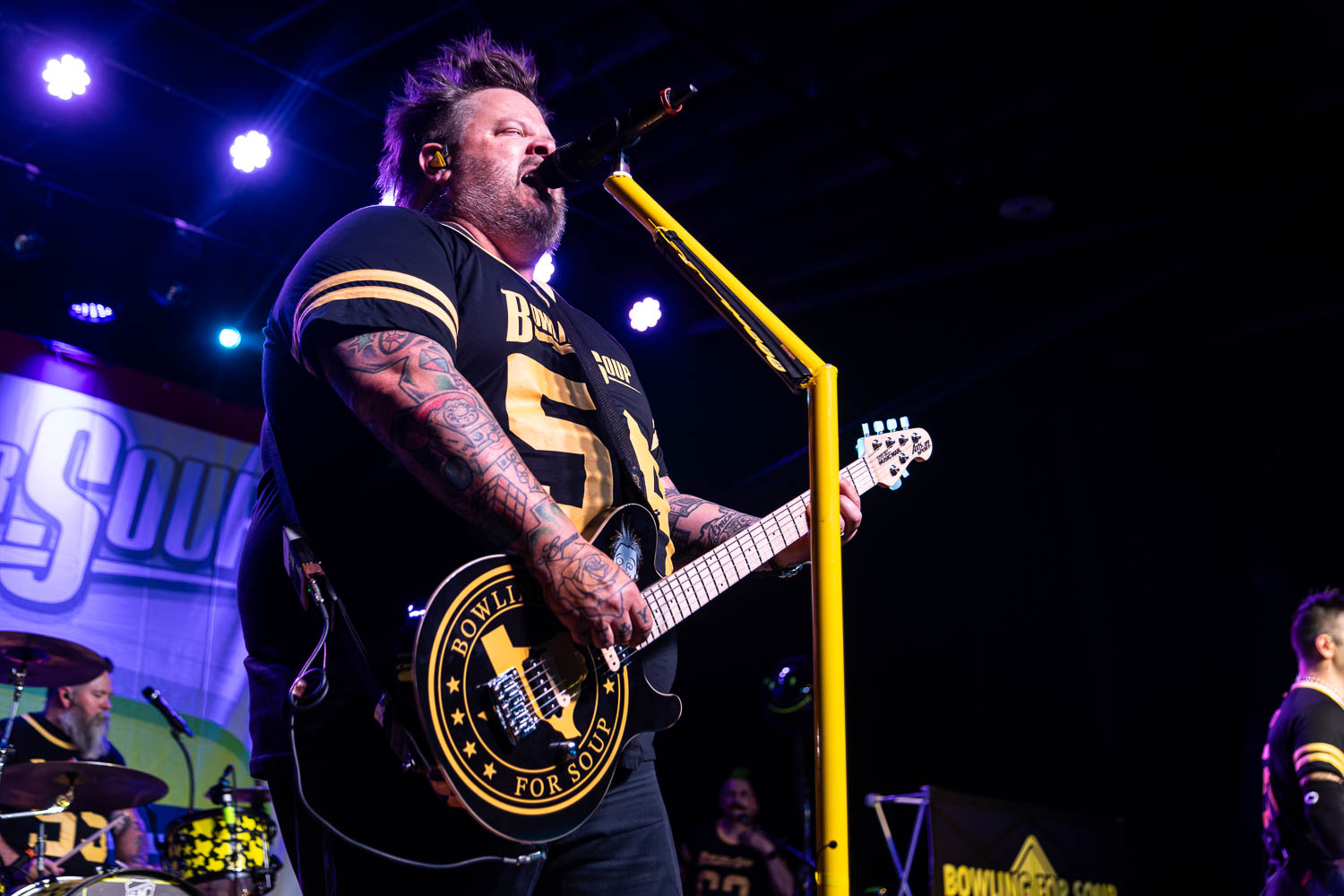 Jaret Reddick, lead vocalist of Bowling For Soup