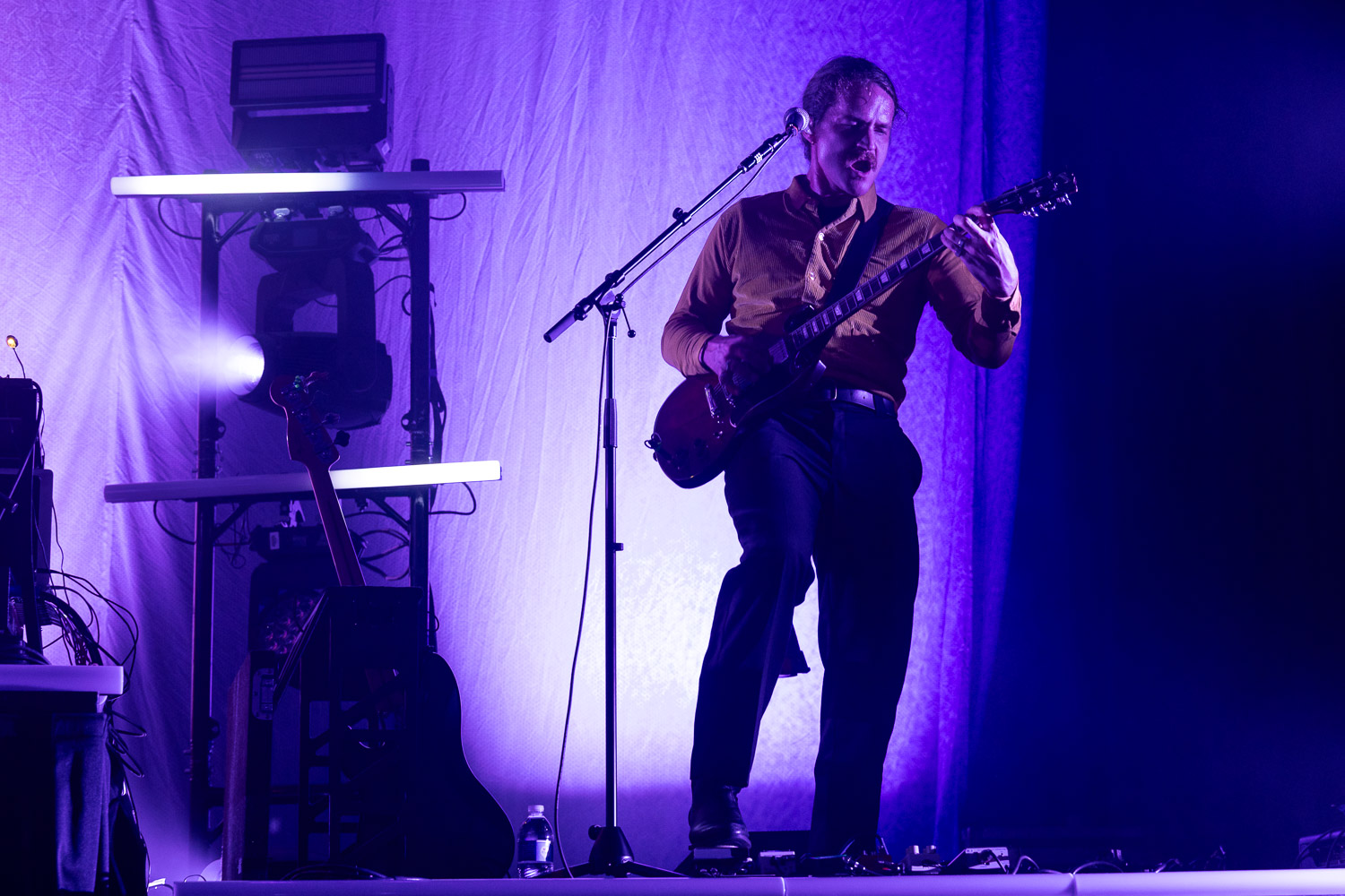 Dylan Oglesby, touring guitarist of Judah & the Lion