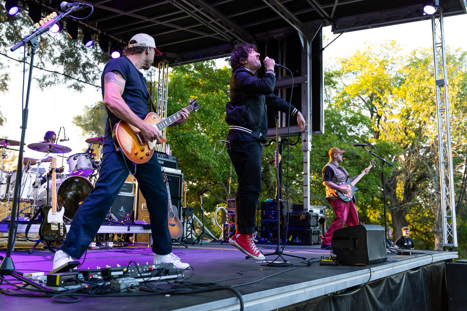 Tim Lopez and Tom Higgenson of the Plain White T's