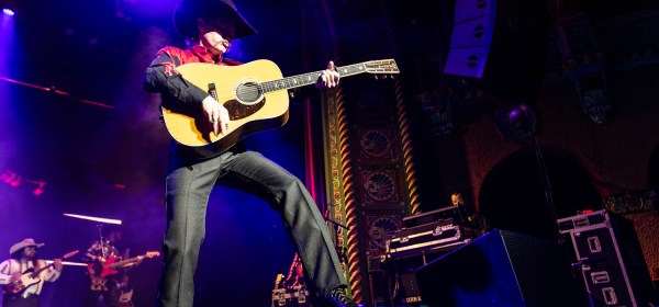 Braxton Keith performing at Uptown Theatre in Kansas City, Missouri on February 12, 2026