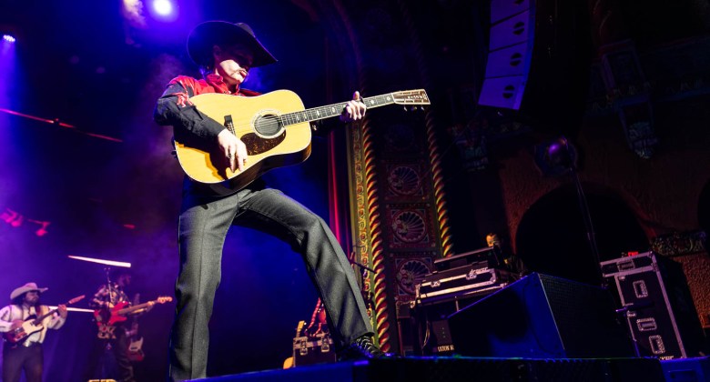 Braxton Keith performing at Uptown Theatre in Kansas City, Missouri on February 12, 2026