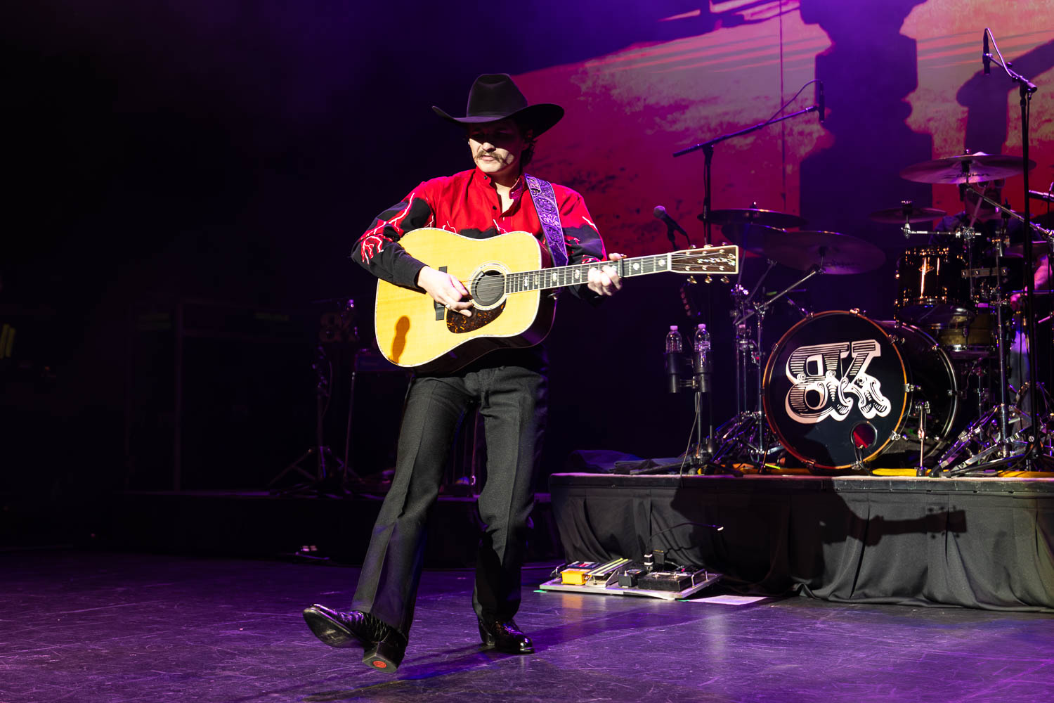 Braxton Keith performing at Uptown Theatre in Kansas City, Missouri on February 12, 2026